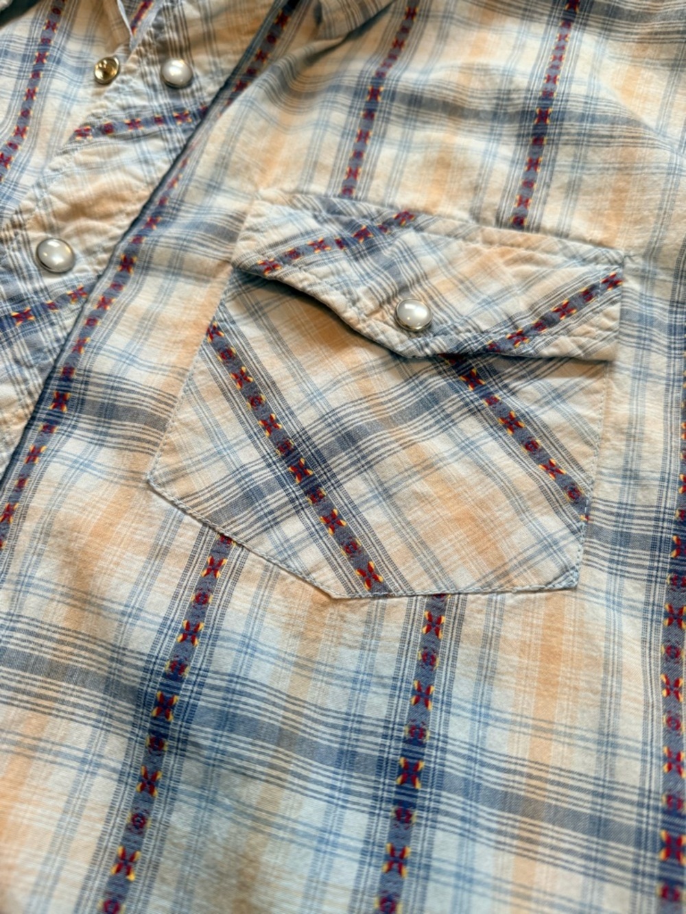 BKE Buckle Plaid Western Snap Shirt Mens Large Blue Tan Embroidered Cotton - Picture 4 of 11